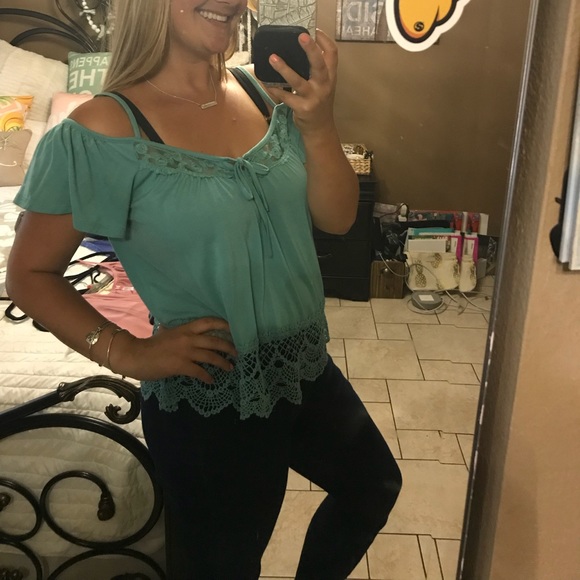 American Rag Blouse - Picture 4 of 4